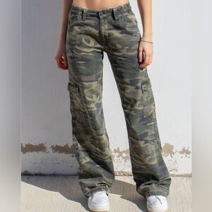 Subdued Camo Cargo Pant